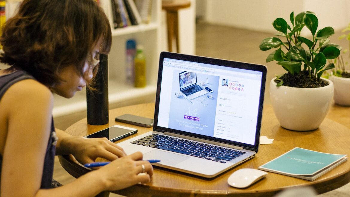 woman working on her laptop